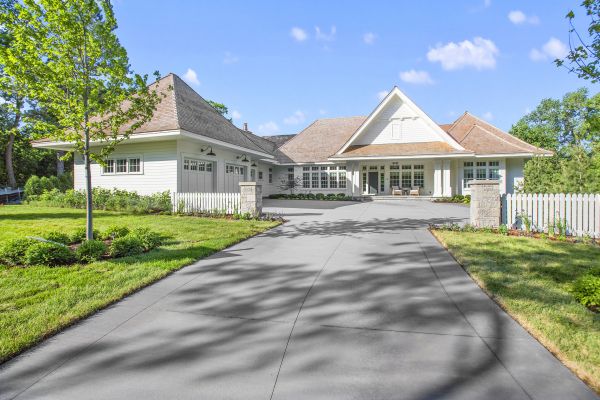 Tar And Chip Service in Renton