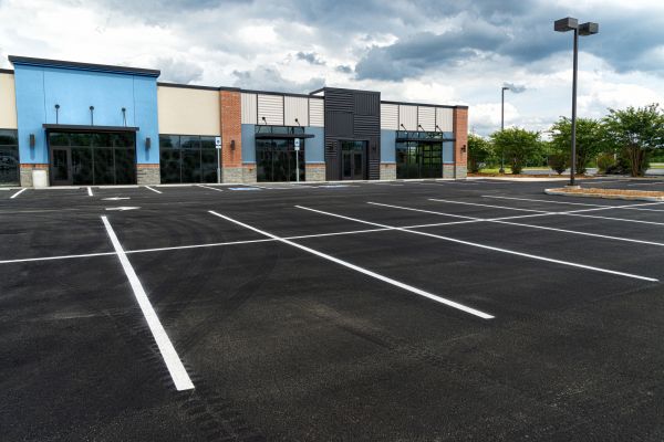 Parking Lot Blacktopping in Renton